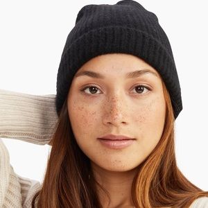 NAADAM Essential Ribbed Cashmere Beanie